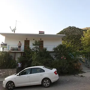 Hotel Seaview Bunec, Piqeras